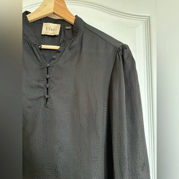 TAHARI  Blouse - Picture 3 of 5